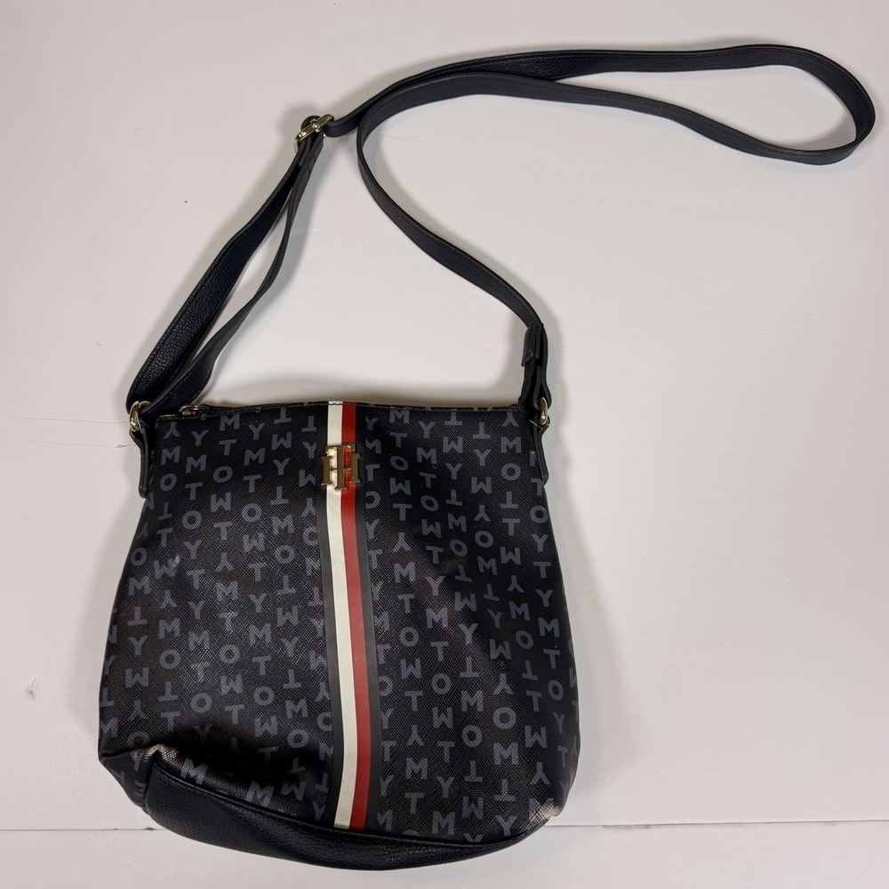 Tommy Hilfiger Small Tote Crossbody Bag Black Pebble Logo Shoulder Strap